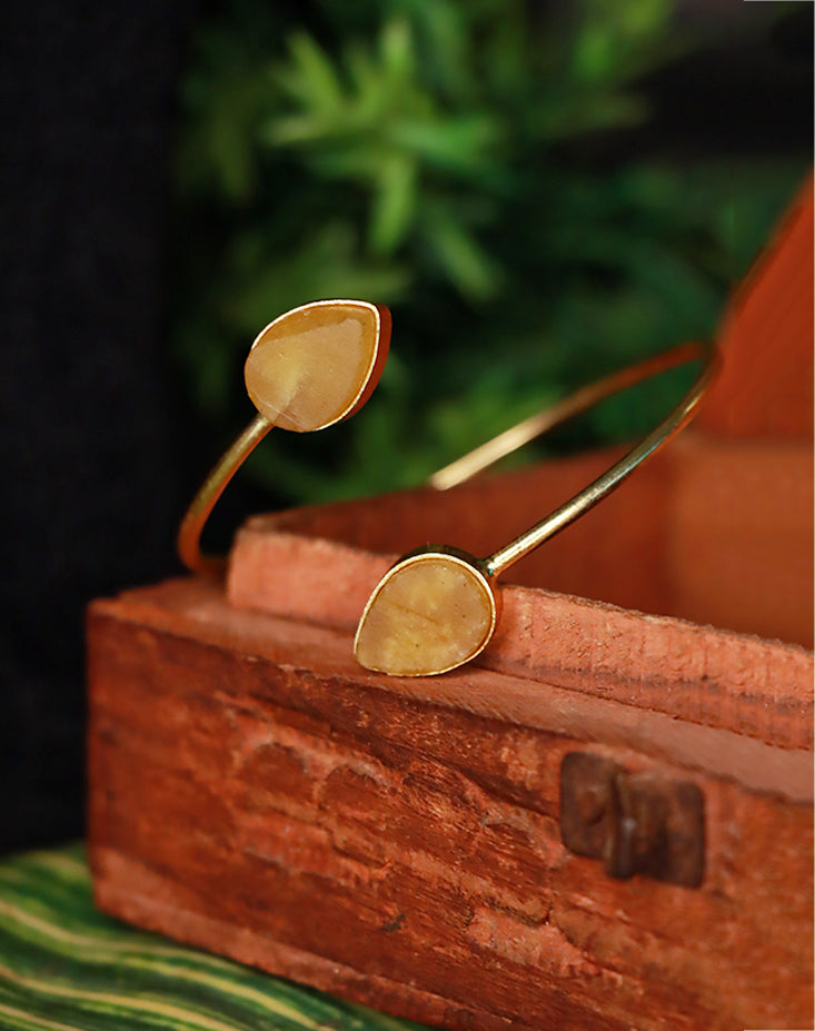 Petal Kiss Cuff