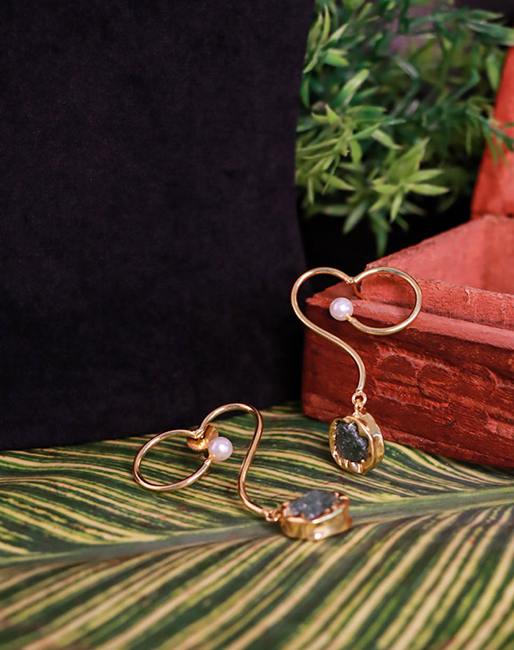 Heart's Quest Earrings