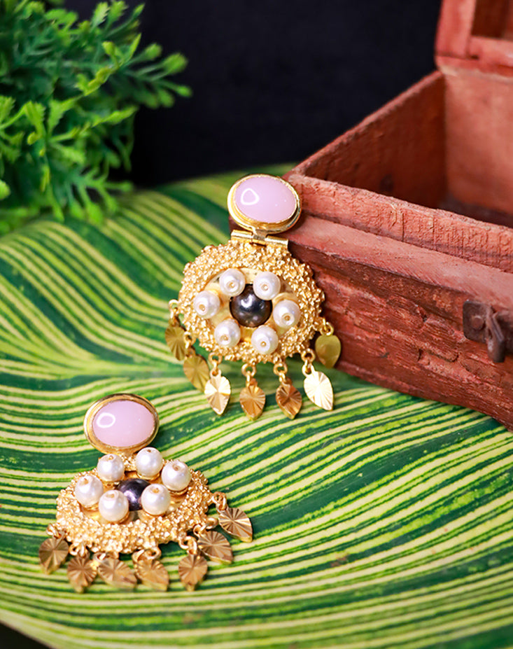 Regal Rhapsody Earrings