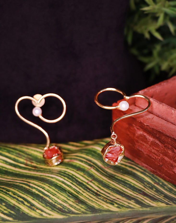 Heart's Quest Earrings