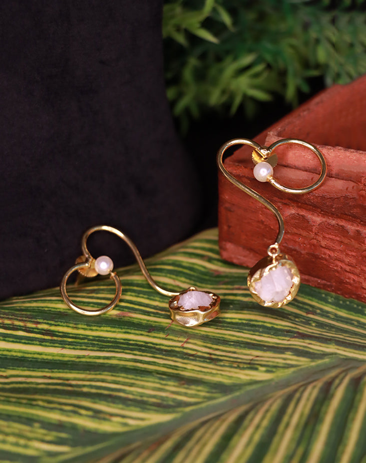 Heart's Quest Earrings