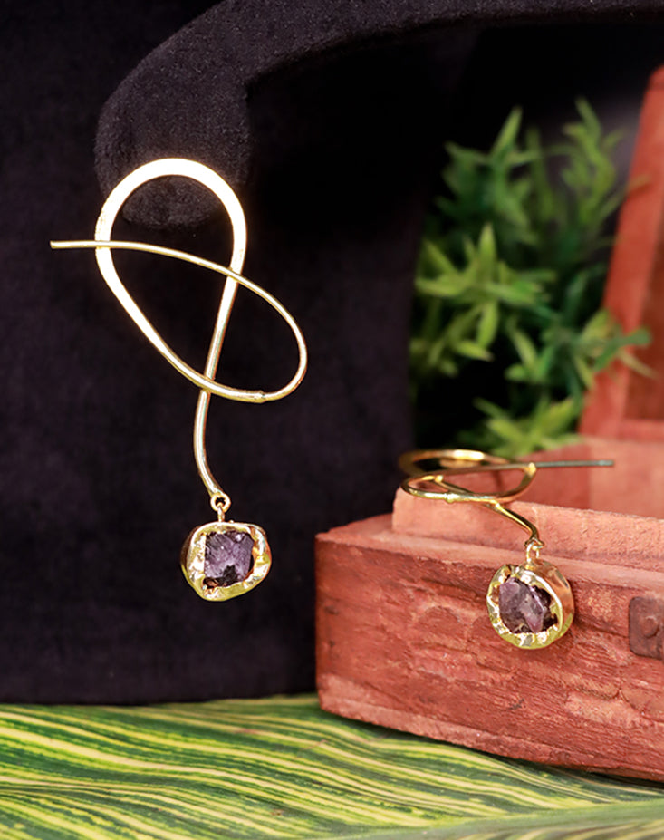 The Perfect Curve Earrings